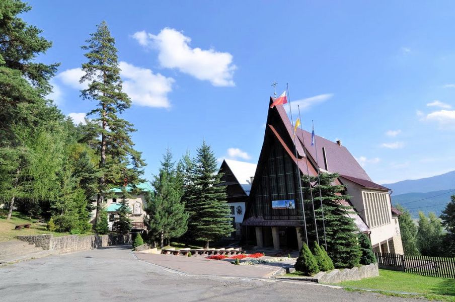 Zawoja - klasztor Karmelitw Bosych