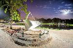 Chojnice - Park 1000-lecia - zegar soneczny w nocy