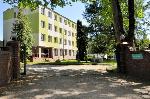 OW STA - budynek - widok od strony bramy wjazdowej